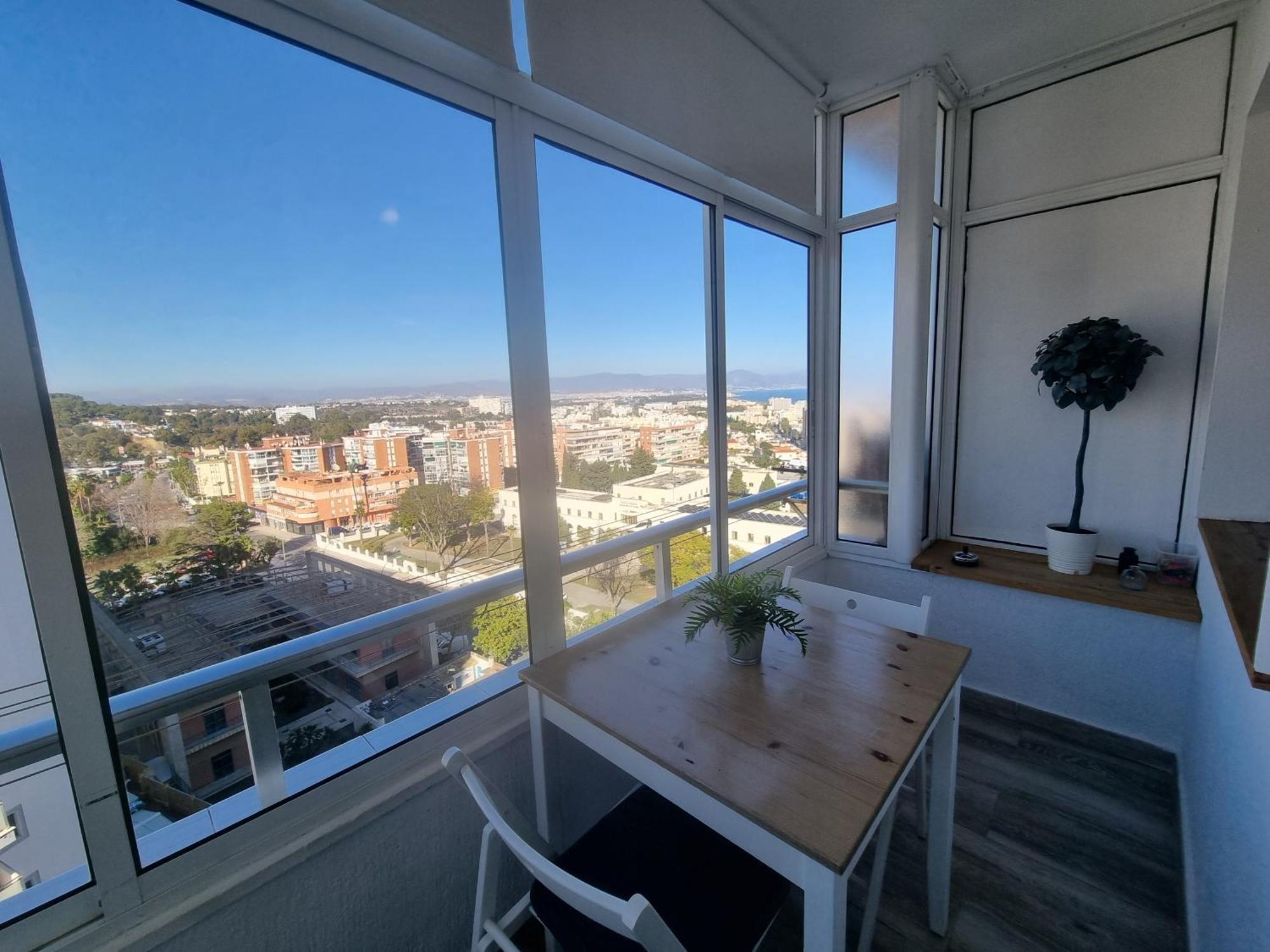 Bonito Estudio Con Vistas, Centro Torremolinos Dış mekan fotoğraf